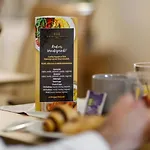 伊斯托利亚伊斯托兰特酒店