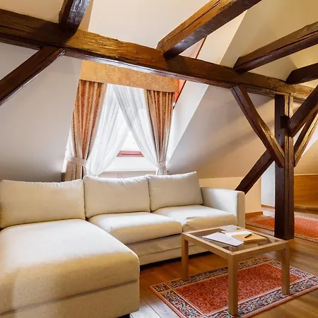 מלון Historia & Historante 4*