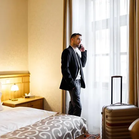 Historia & Historante מלון 4*