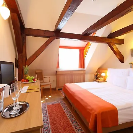 מלון Historia & Historante Veszprém