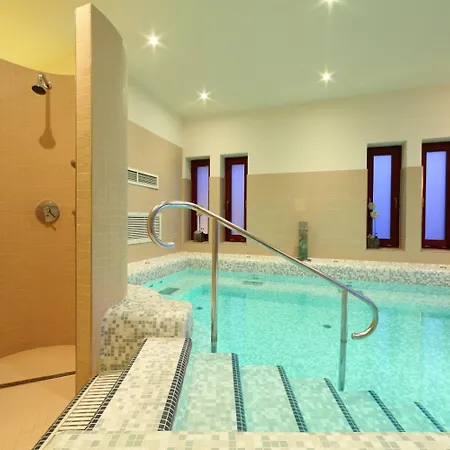 Historia & Historante מלון Veszprém