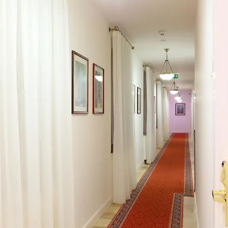 מלון Historia & Historante 4*