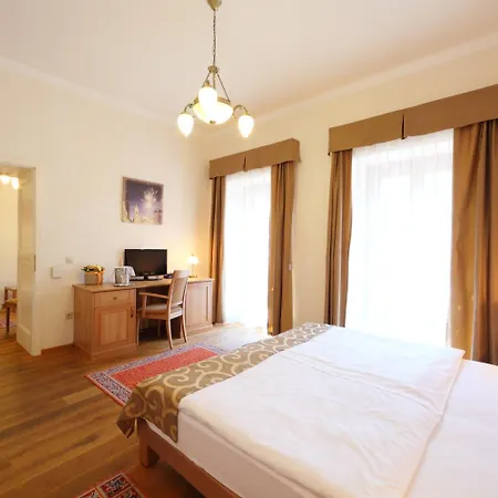 Historia & Historante מלון