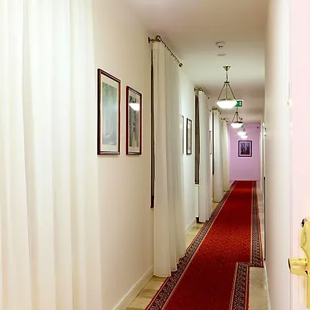 Historia & Historante Hotel