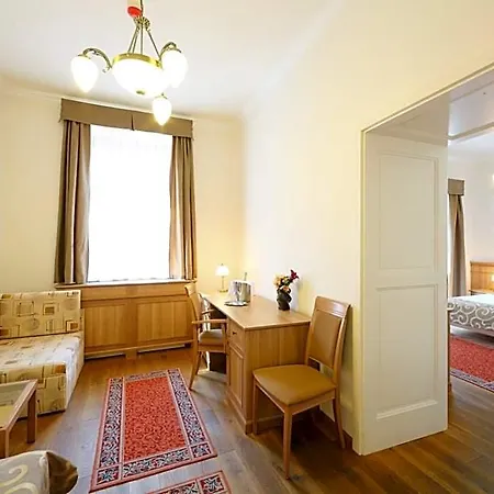 Hotell Historia & Historante Veszprém