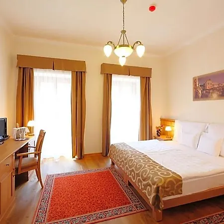 Hotel Historia & Historante Veszprém