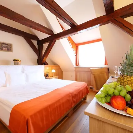 Historia & Historante Veszprém