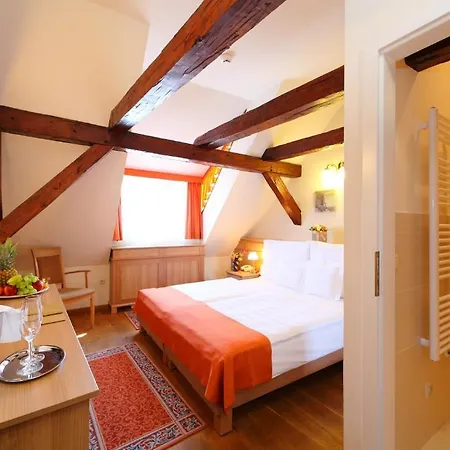 Historia & Historante Veszprém