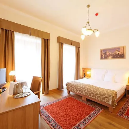 מלון Historia & Historante